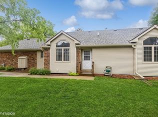 6838 Oakwood Dr, Urbandale, IA 50322