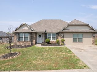 911 Laurel Way, Alma, AR 72921
