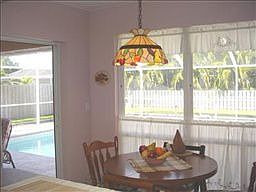 4th image of 1815 SE 20th St