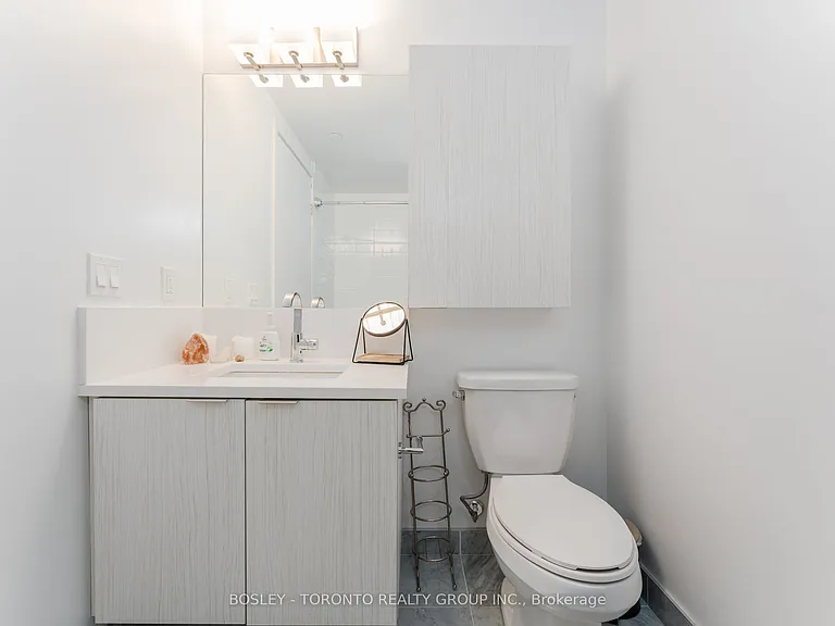 38 Iannuzzi St #2002 — Photo 26