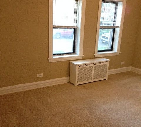 5th image of 2652 W Thorndale Ave #1W