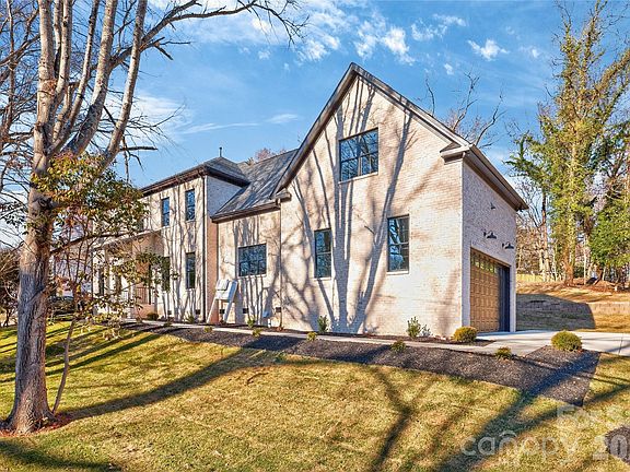 3rd image of 6811 Burlwood Rd