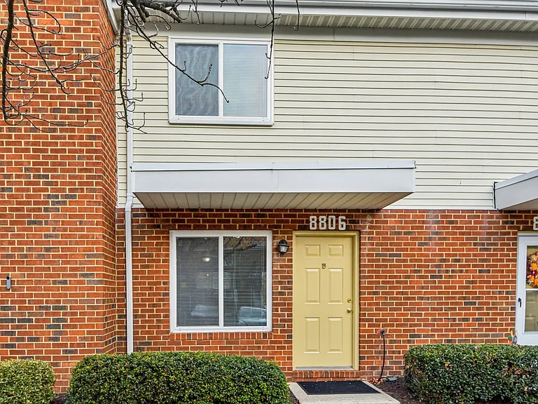 Howard Hills Rental Townhomes and Duplexes — Photo 13