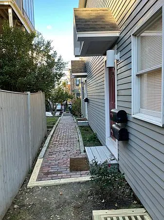 28 Dimick St #2 — Photo 3