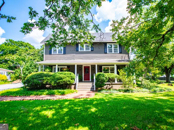 516 Longview St, Carrollton, GA 30117