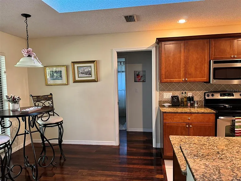 4487 Trails Dr — Photo 5