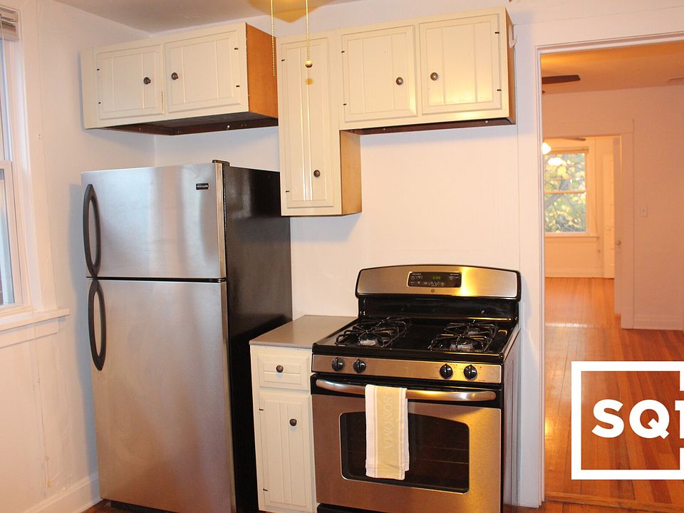 1st image of 4245 N Claremont Ave #2