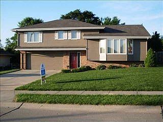1st image of 9205 Valley View Dr