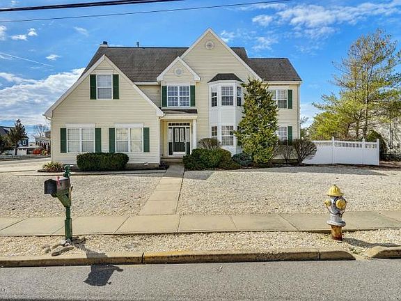 2nd image of 297 Aldo Dr