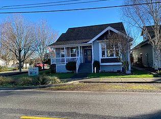 602 Tillinghast Dr, La Conner, WA 98257