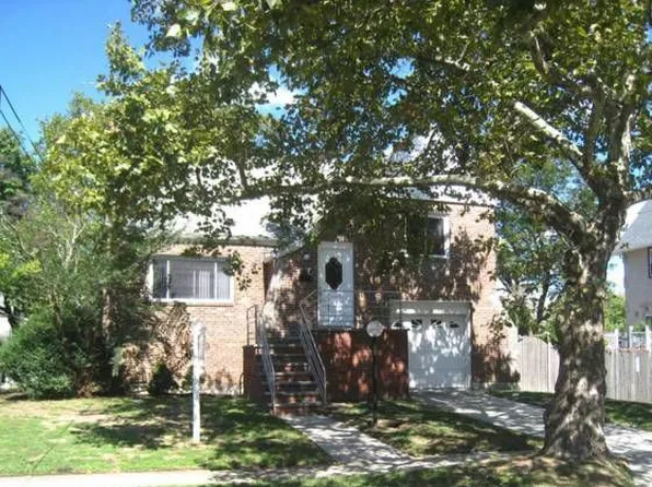 412 Argyle Rd, Cedarhurst, NY 11516