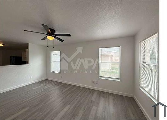 4th image of 4411 Mystic Sunrise Dr