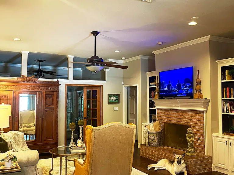 1522 Cat Mountain Trl — Photo 3