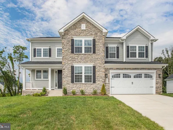 217 Camwood Ct, Fredericksburg, VA 22405