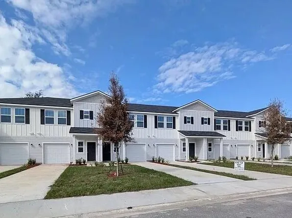 6045 CAROLINES Court, Jacksonville, FL 32277