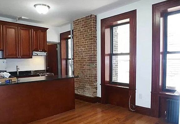 2nd image of 350 E 67th St APT 6