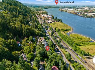 9950 NW Hoge Ave, Portland, OR 97231