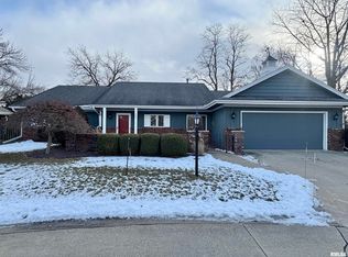 508 W Woodridge Ln, Peoria, IL 61614