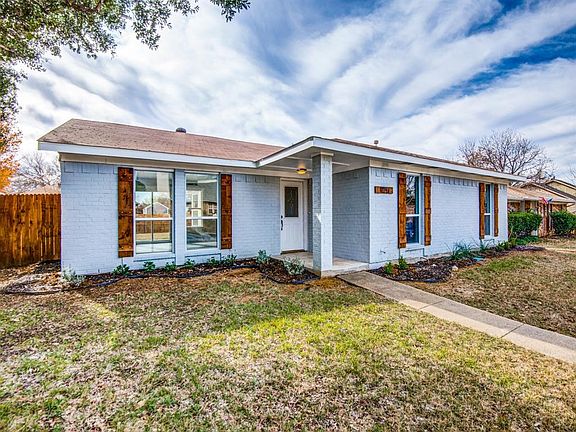 3rd image of 1126 Wood Heights Dr