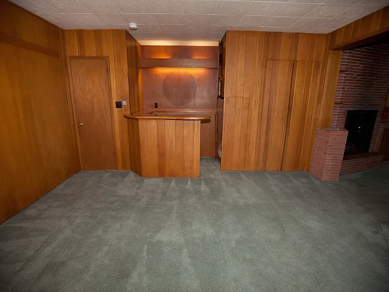 404 E Orange St — Photo 26