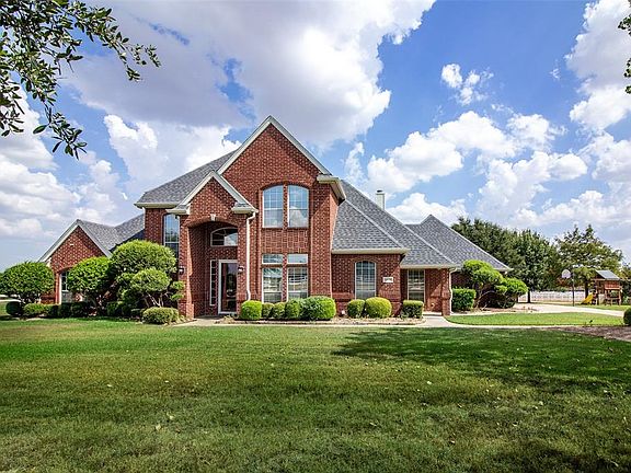 2nd image of 10116 Creek Hollow Ln