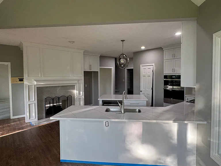 16728 Leavenworth Cir — Photo 8
