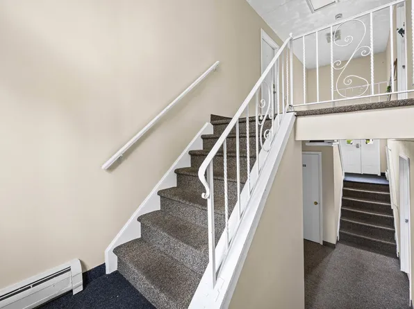 Hickory Manor, 3546 Lyell Rd #8-5, Rochester, NY 14606