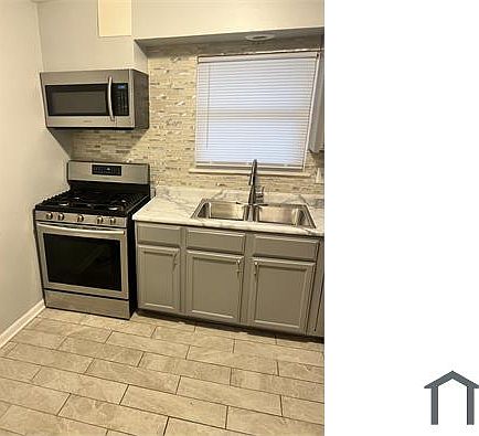 4th image of 1239 W 108th St