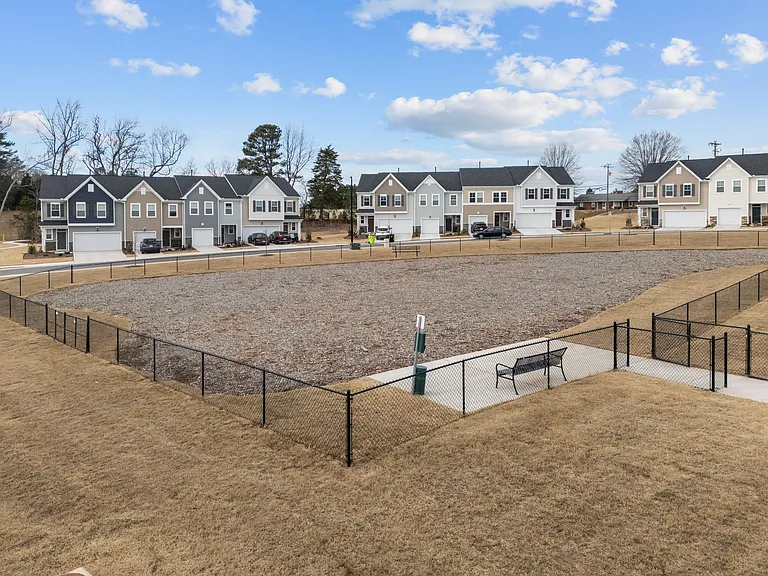 1105 Aberleigh Ln — Photo 44