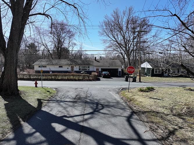 1st image of 48 Seaman Ave