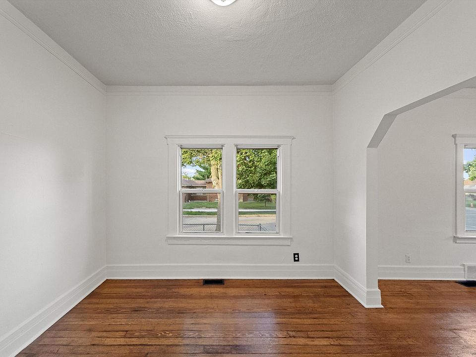 1756 Lafayette Blvd, photo 9