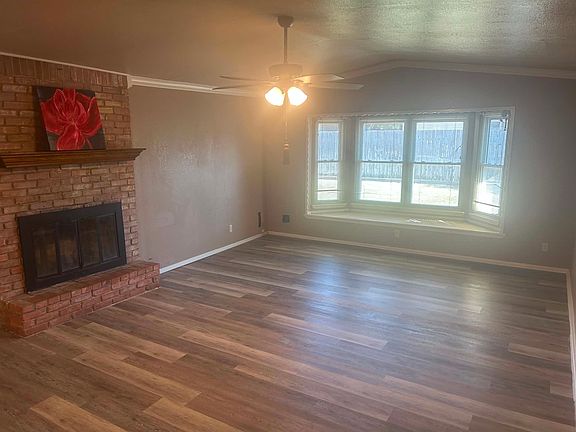 5th image of 1057 Westridge Dr