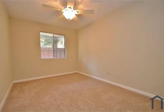 5th image of 5055 Valley Crest Dr
