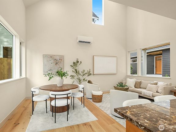 5th image of 11739 40th Avenue NE #C