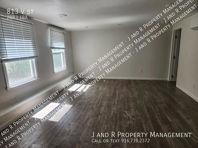 813 V St — Photo 5