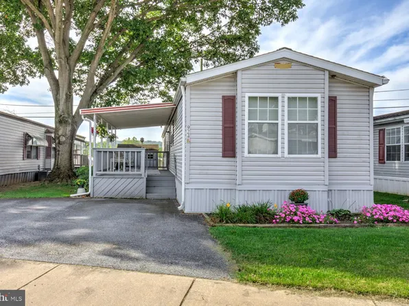 924 Emerald St, Ephrata, PA 17522