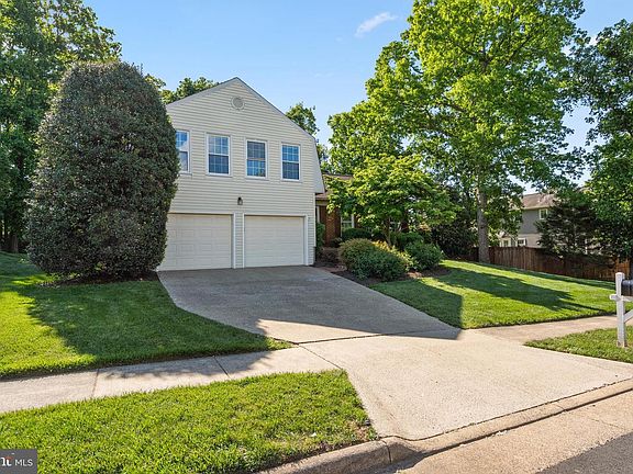 4th image of 2615 Thomas Young Ln