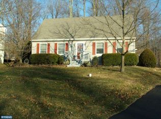 35 Stone Edge Rd, Sellersville, PA 18960