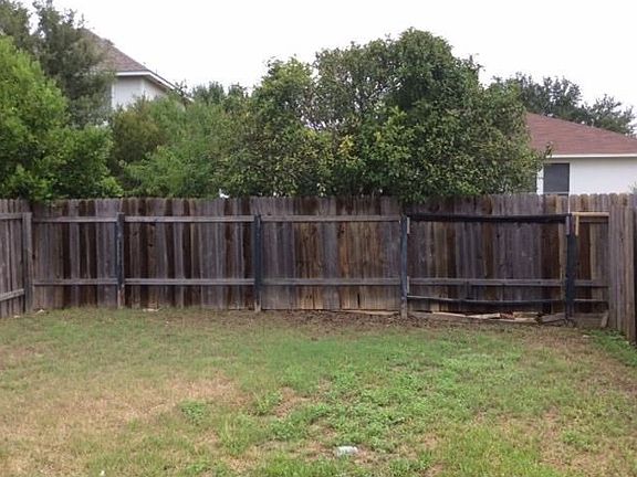 2nd image of 2817 Southampton Way APT A