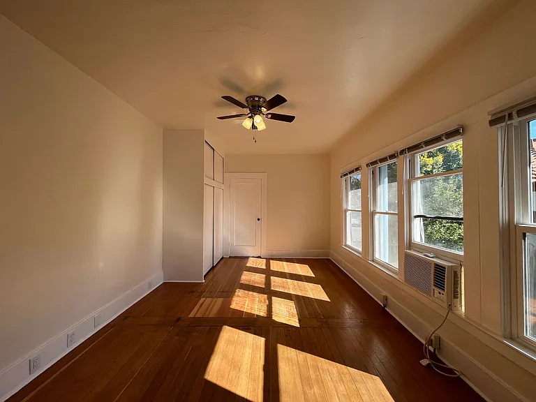 1535 Park St — Photo 13