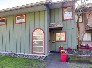 900 W 17th St #29, North Vancouver, BC