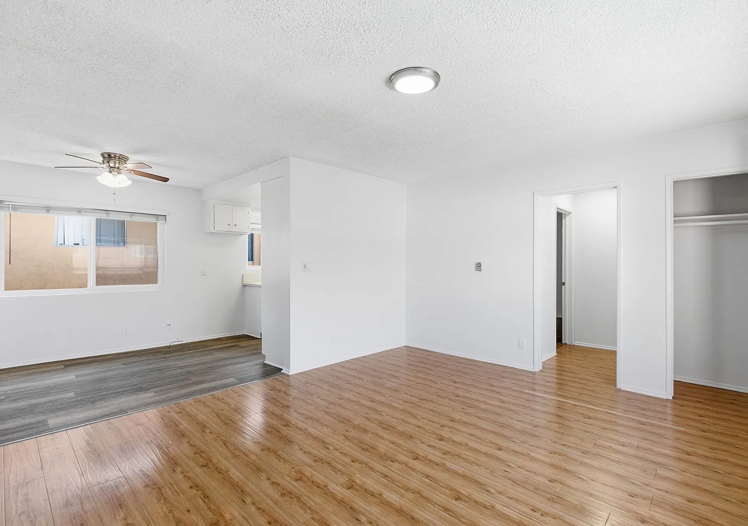 6640 Darby Ave — Photo 1