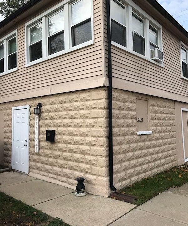 1st image of 2822 10th St