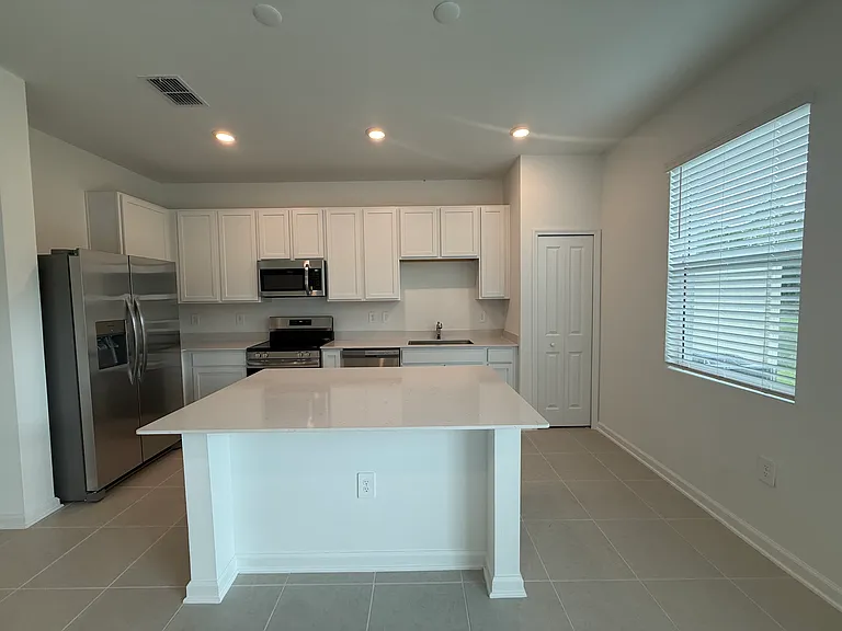 3061 Chromatic St — Photo 6