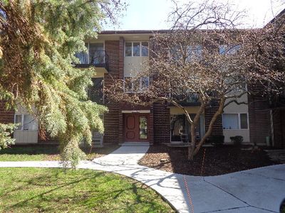 5S100 Pebblewood Ln APT C7, Naperville, IL, 60563