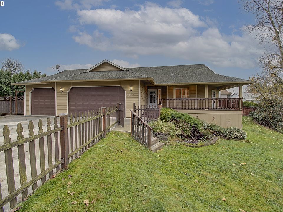 1st image of 9216 NE 25th Ave