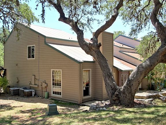 4th image of 23 Marina Cir