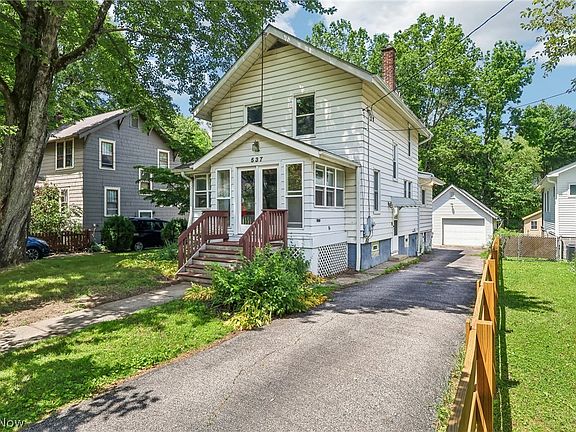 2nd image of 537 Rockwell St