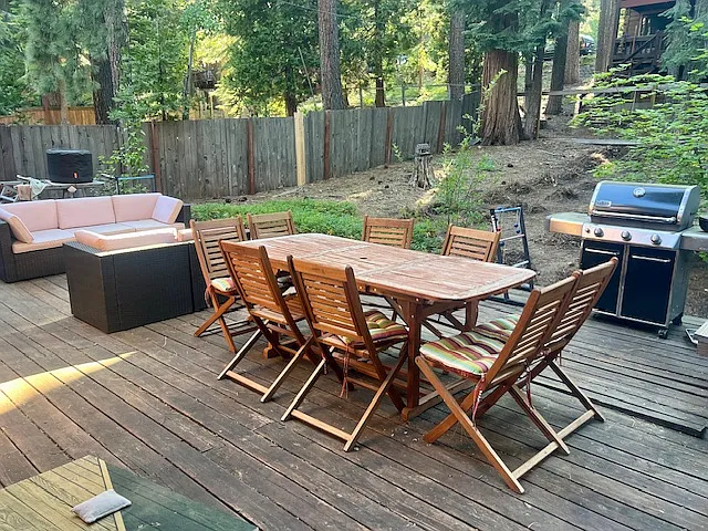 1710 Pine Ave — Photo 7