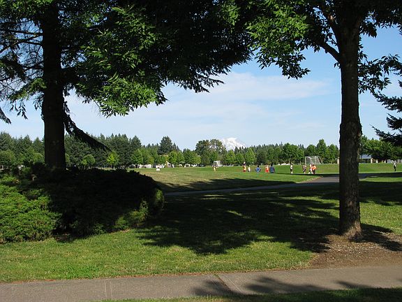 2nd image of 4511 Parkside Dr SE